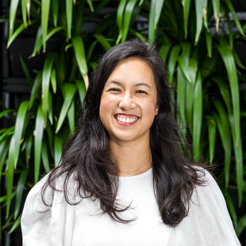 Caroline Vu headshot