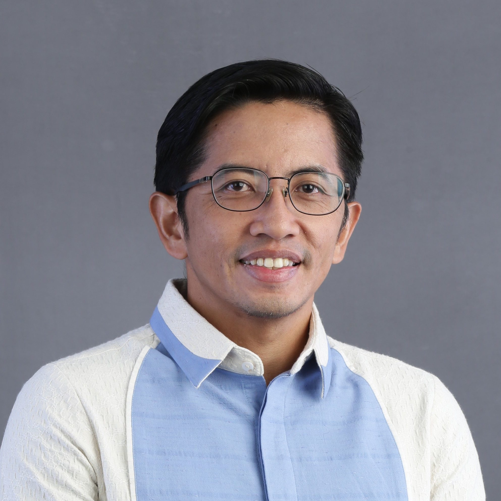 Mufti Utomo headshot