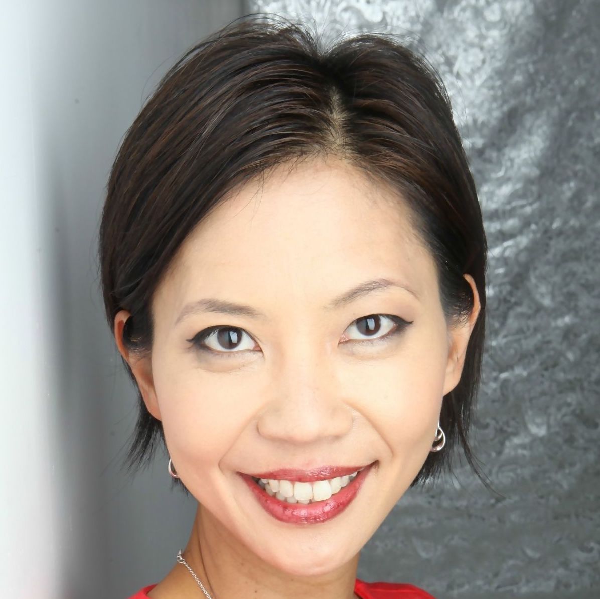 Theresa Lim headshot