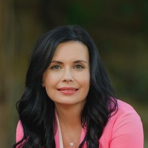 Vanessa Stoykov headshot